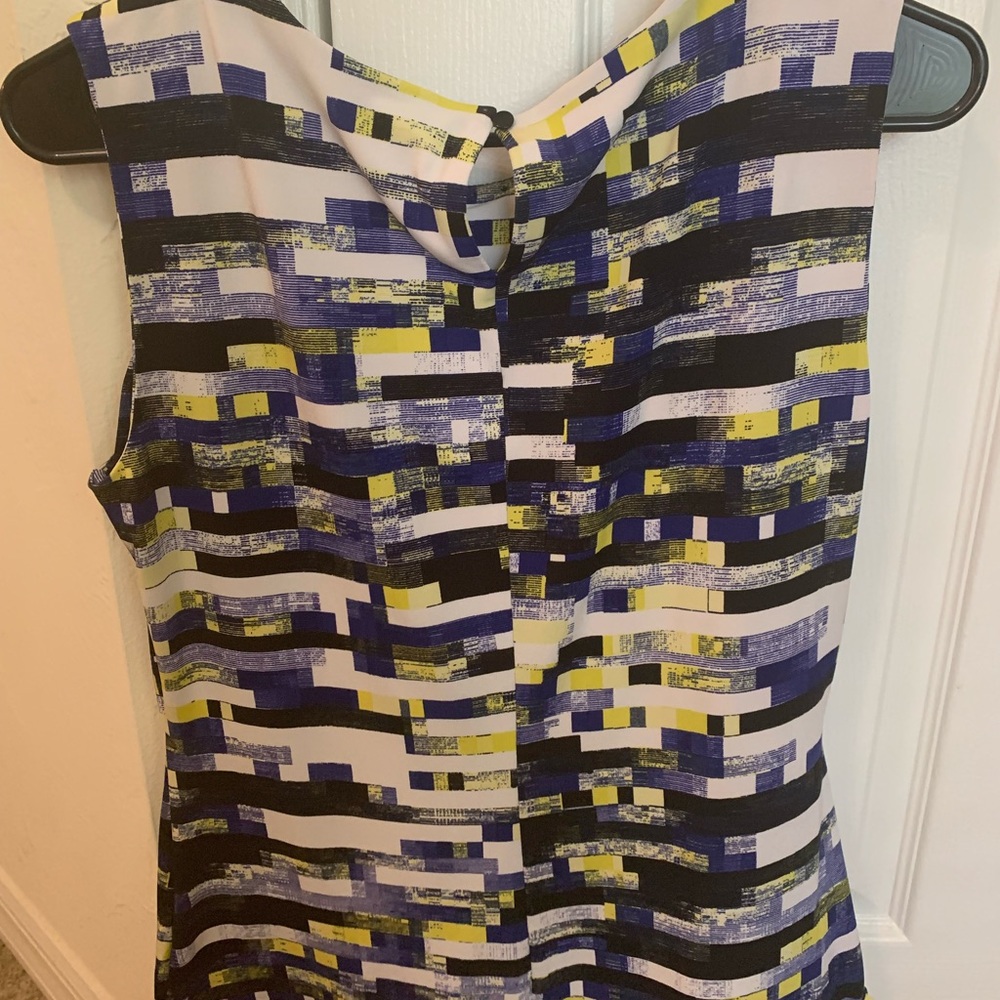 Calvin Klein sleeveless blouse - Picture 4 of 4